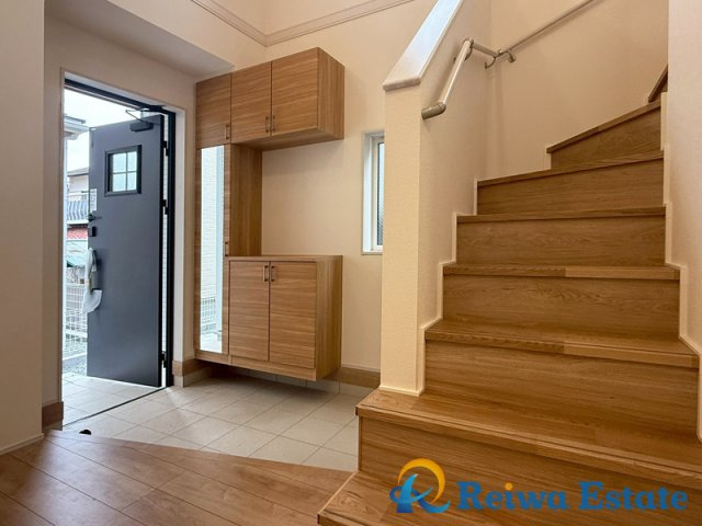 新築戸建　茅ヶ崎市南湖4丁目の玄関