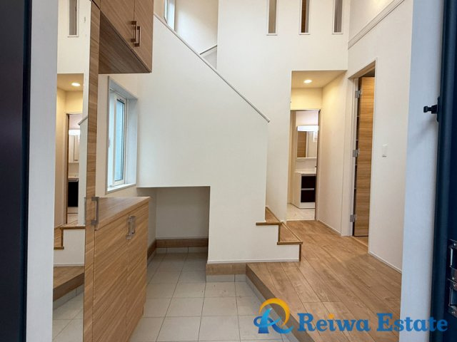 新築戸建　茅ヶ崎市南湖4丁目の玄関