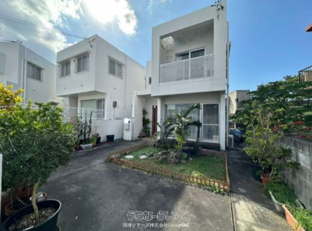 宜野湾市赤道2丁目戸建ての外観