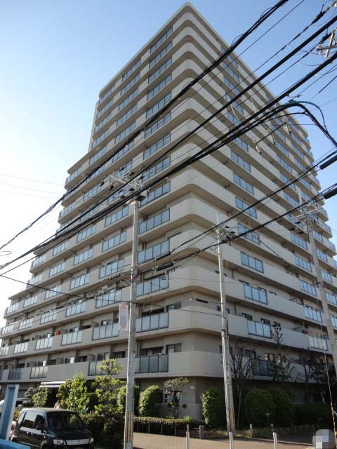 ファミール寝屋川パークサイドの外観