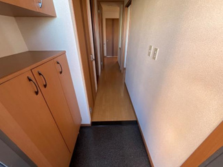 【ロビー】 | イースト　ステージ | 玄関