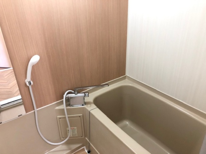 メゾン嵐山の浴室