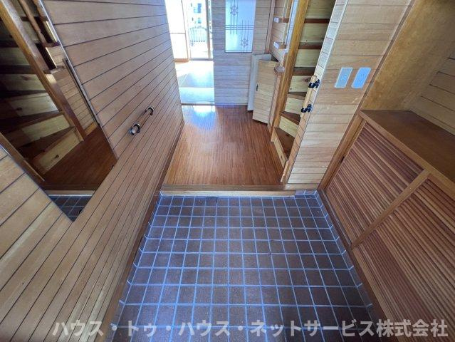 フォレストパーク松戸の玄関