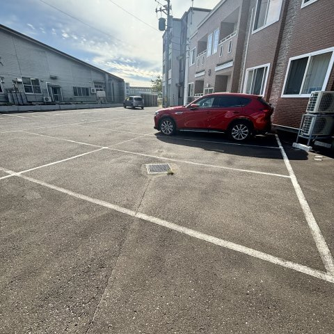 ブロード　ピークの駐車場