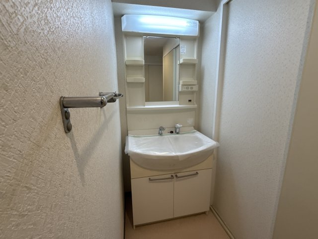 プレステージ姫路妻鹿の洗面所