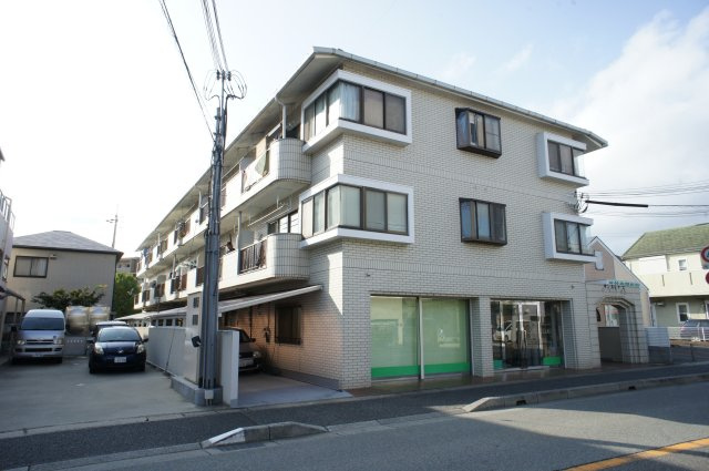 サンルミナスの外観