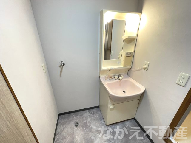 【洗面所】 | ゆったりとスペースのある洗面所