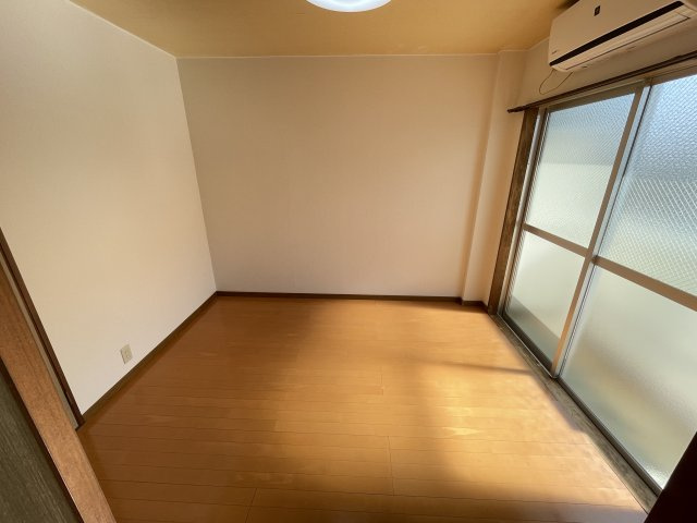 【寝室】 | ゆとりの広さです