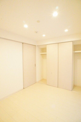 【寝室】 | リブリ上つるま