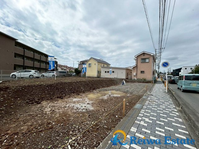 売地　茅ヶ崎市下町屋3丁目の前面道路含む現地写真
