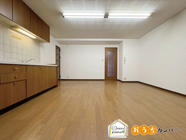 主税町の洋室|火曜日・水曜日も営業中！お仕事終わりからのご来店も大歓迎！
現地（2025年8月）撮影