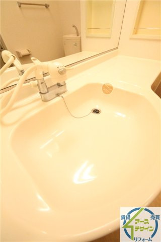 パルティーダ・イーストの独立洗面台|※類似部屋