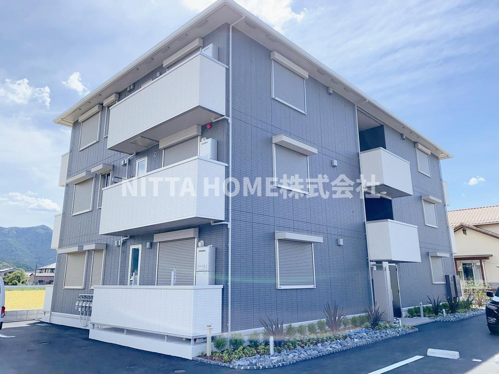 レーブ・ノアの外観|ペット可◇インターネット無料やオートロック、３口コンロなどの人気設備付き◎