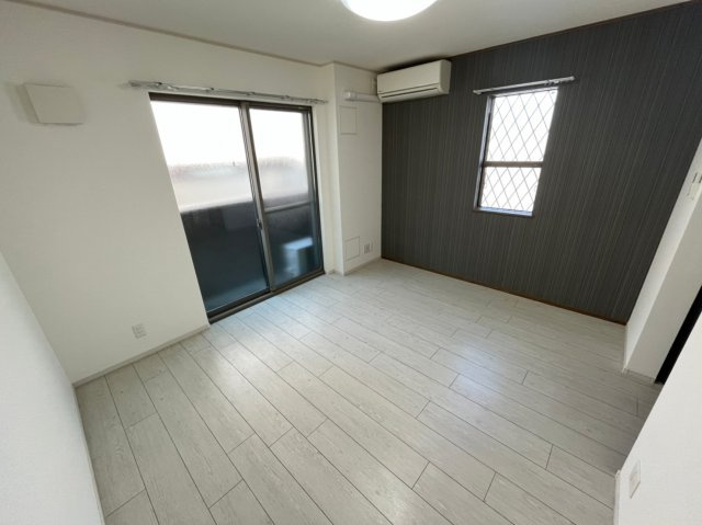 ブラウニー山手の内装