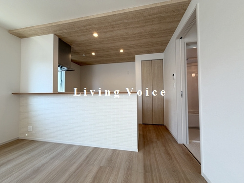 【居間・リビング】 | 【仲介手数料０円】相模原市中央区田名11期　新築一戸建て　全5棟 | 相模原市中央区田名11期　新築一戸建て　全5棟