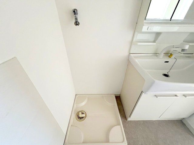 ワイズユウラク立川弐番館のランドリースペース