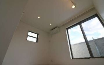 Infoglia Brezza(インフォリア ブレッツァ)の居間・リビング