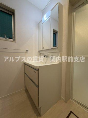 【独立洗面台】 | 高根町３階一戸建