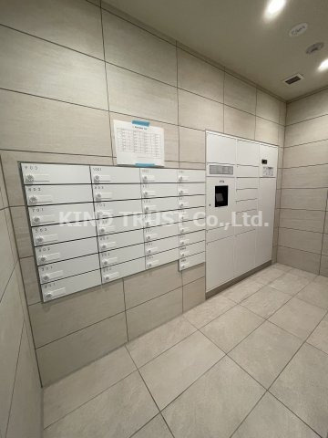 エステムコート新梅田のその他共用部分|落ち着いたエントランスです