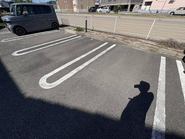 エトワル　ベルメゾンの駐車場