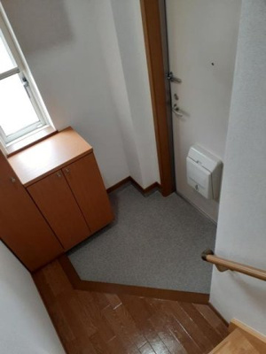 【玄関】 | ラフィーネＡ棟