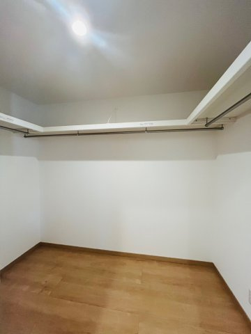 寝屋川市高柳1丁目中古戸建の収納