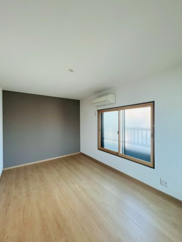 寝屋川市高柳1丁目中古戸建の洋室|スタンダードな洋室です