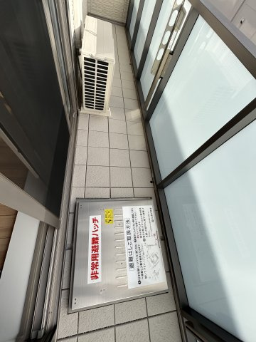 【バルコニー】ベレオガーデンズ上中野