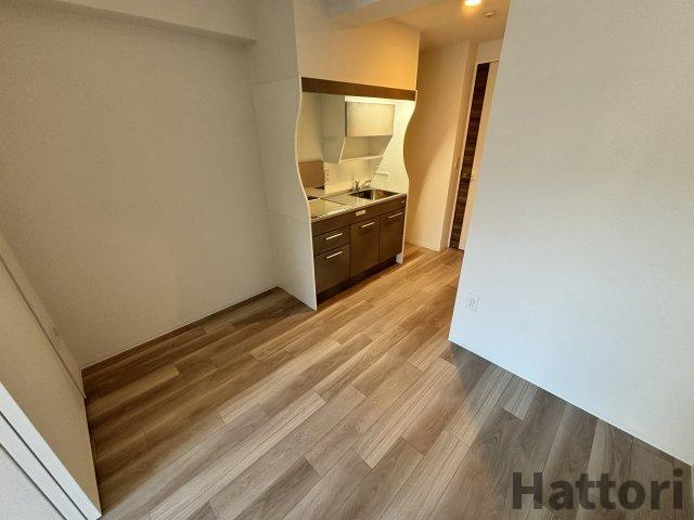 セレニテ新大阪エクラの居間・リビング