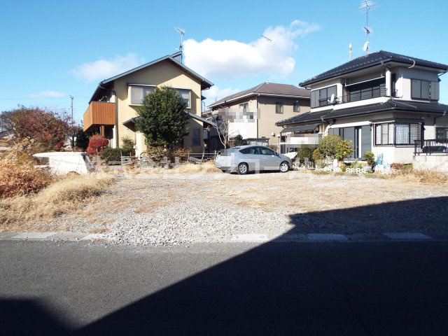 【外観】 | 久喜市伊坂南　住宅用地 | 南東側道路で日当たりも良好です！