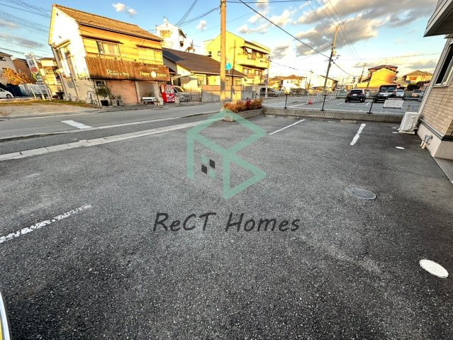 グレイスの駐車場