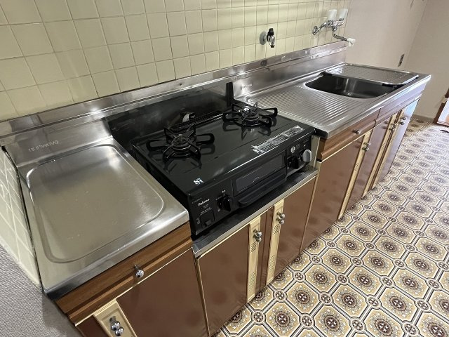 SAKAMAKI MANSHION　A棟のキッチン