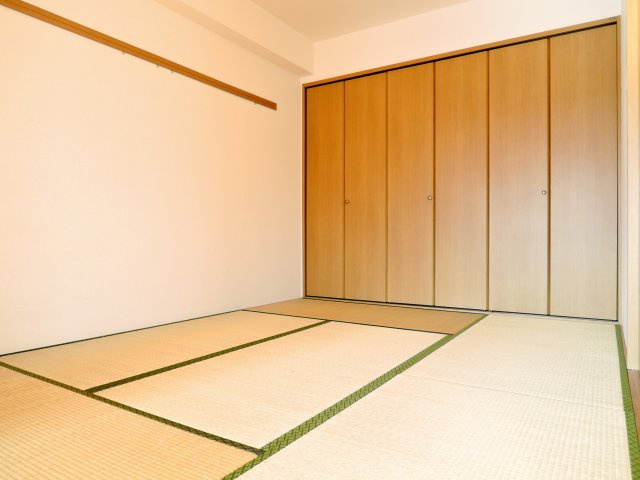 マンションヒットの和室
