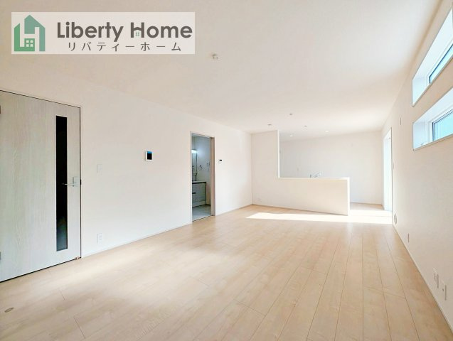 ひたちなか市稲田10期　新築戸建　7号棟の居間・リビング