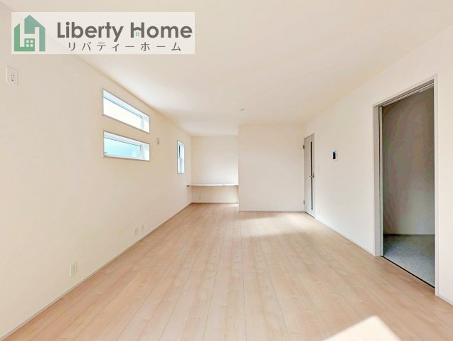 ひたちなか市稲田10期　新築戸建　7号棟の居間・リビング