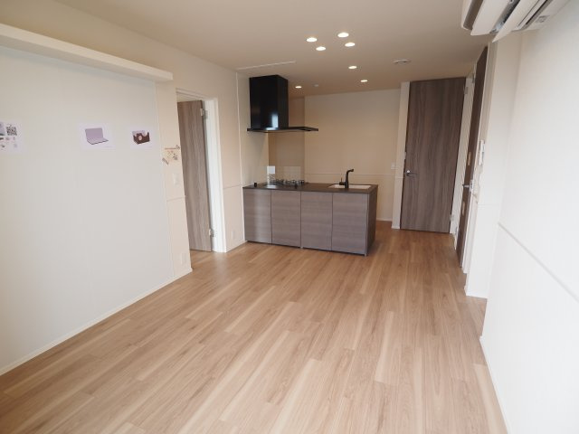 【居間・リビング】 | オカバ世田谷深沢ヘーベルメゾン | キッチンからもお部屋に目が届きやすい仕様です♪