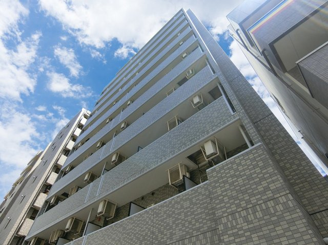 神戸市中央区浜辺通６丁目の賃貸マンションの外観