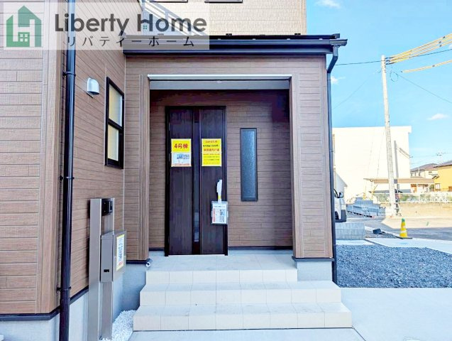 ひたちなか市稲田10期　新築戸建　4号棟のエントランス