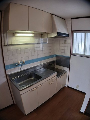 メゾン雅　　刈谷市近郊の賃貸はクラスホームのキッチン|コンパクトなキッチンで掃除もラクラク