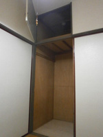 ２．６帖洋室の収納です。