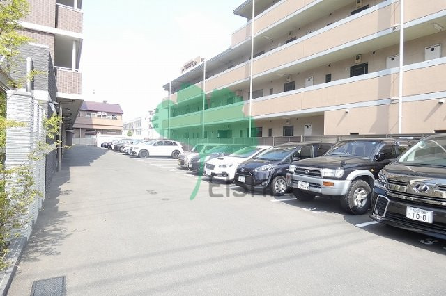 ネストピア博多グランドステージの駐車場