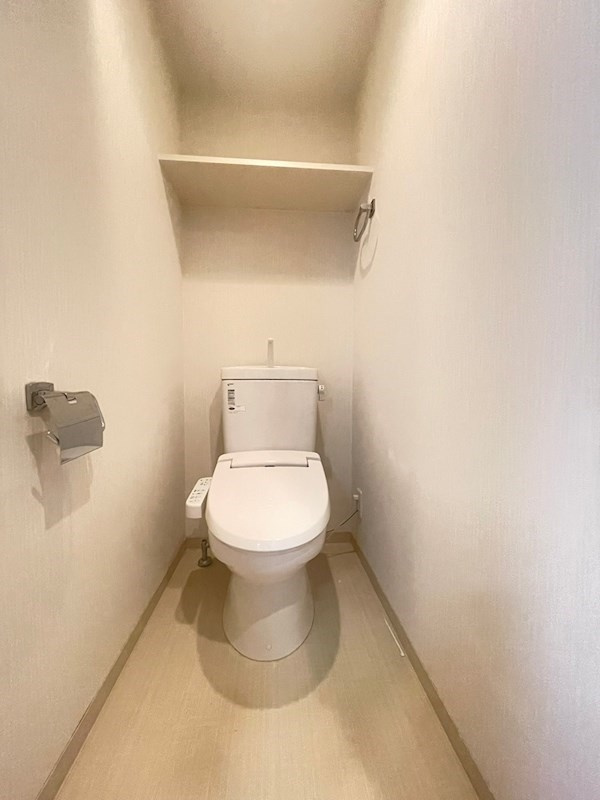 エスリード三宮旭通のトイレ