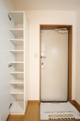 【玄関】 | イル・グラッツィア薬院 | 205 玄関・シューズボックス