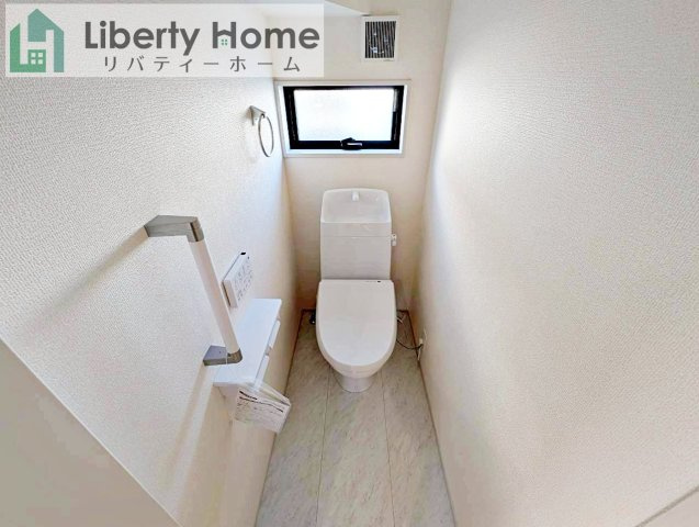 ひたちなか市稲田10期　新築戸建　1号棟のトイレ