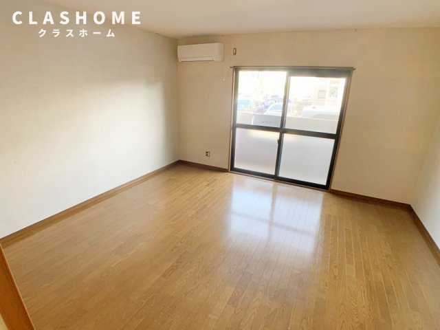 アンティーク２１　　刈谷市近郊の賃貸はクラスホーム刈谷店の居間・リビング|同物件の別部屋になります。