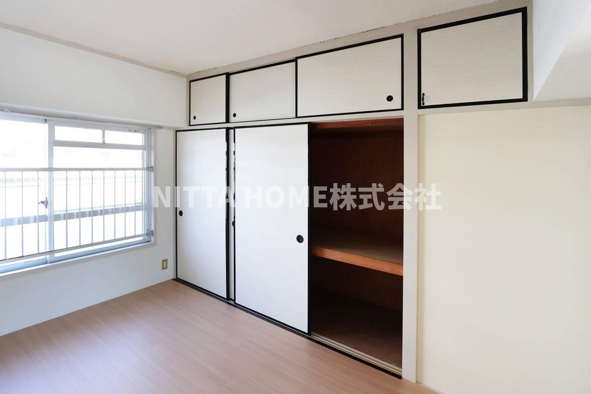 ビレッジハウス柏原3号棟の収納|全居室に収納がついていて便利です☆彡