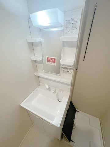 中野APARTMENTSの独立洗面台