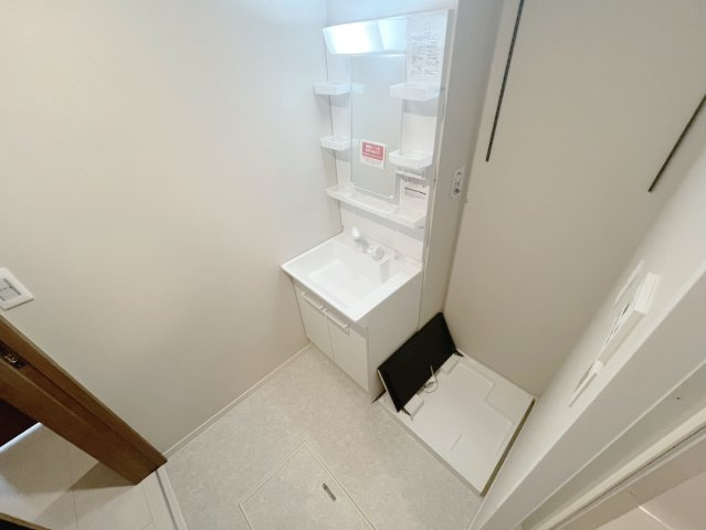 中野APARTMENTSの洗面所