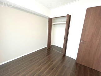 【洋室】 | コーポシェイーネ！最上階角部屋！フルリノベーション！ペット飼育可能なマンションです♪駐車場確保有！ | コーポシェイーネ9階部分！最上階角部屋！フルリノベーション！ペット飼育可能なマンションです♪駐車場確保有！