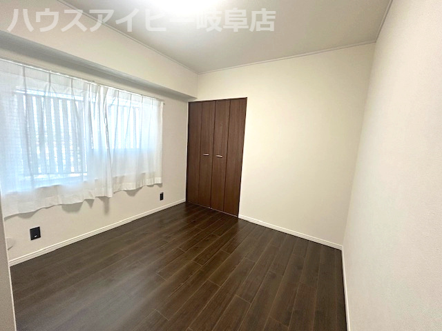 【洋室】の画像